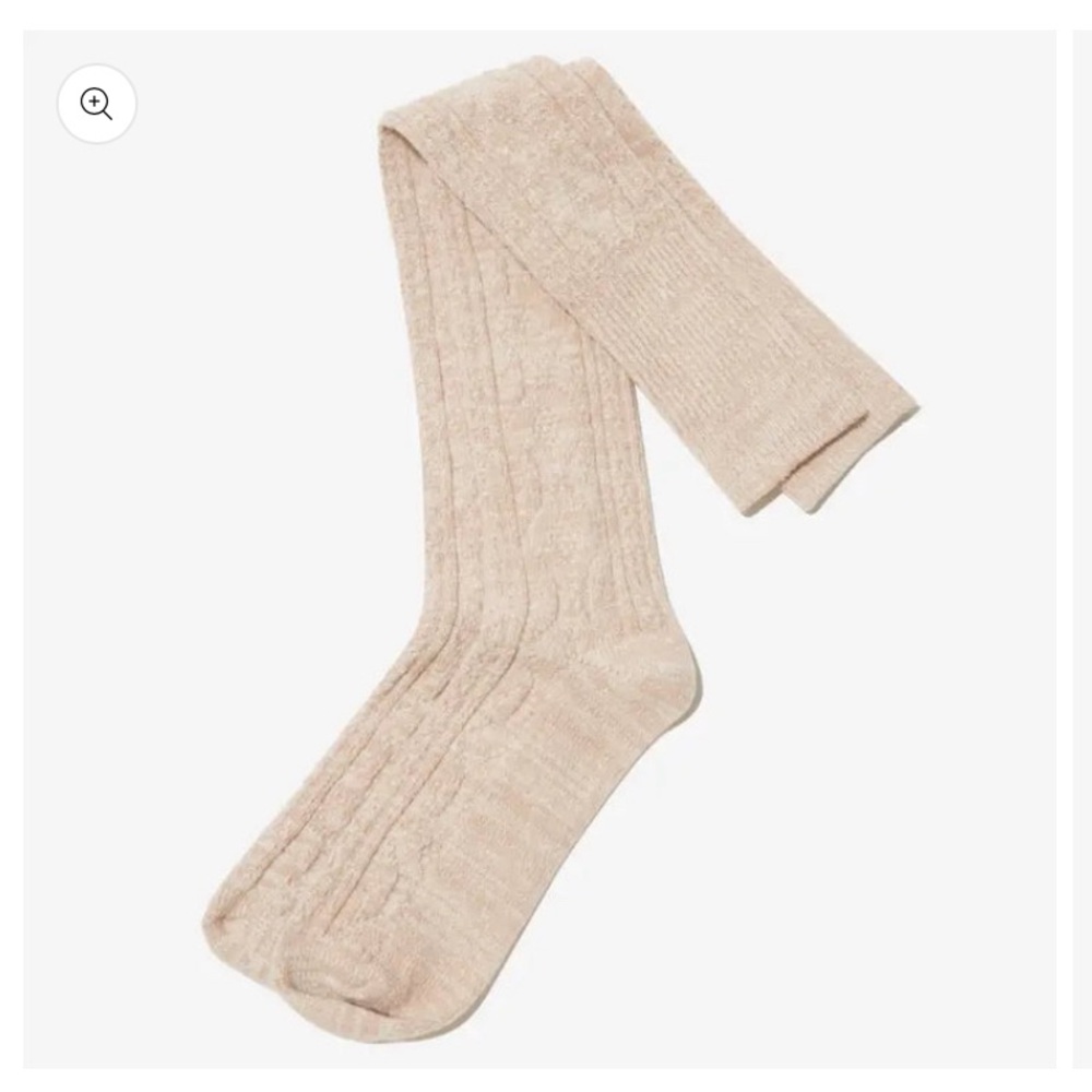 Pudus Sweater Socks. NWT